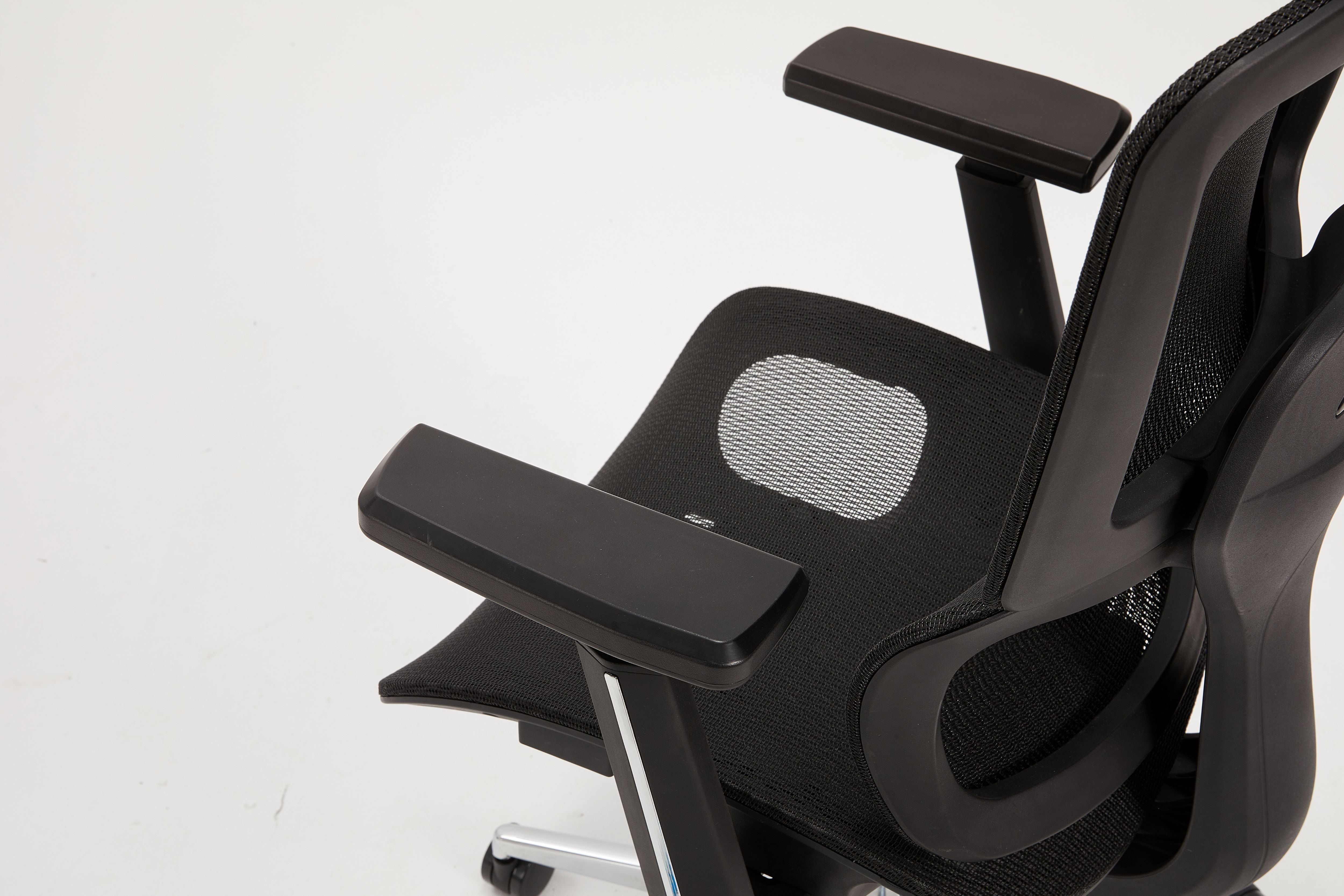 Elevate Your Workspace: The Ultimate Executive Office Chair for Professionals