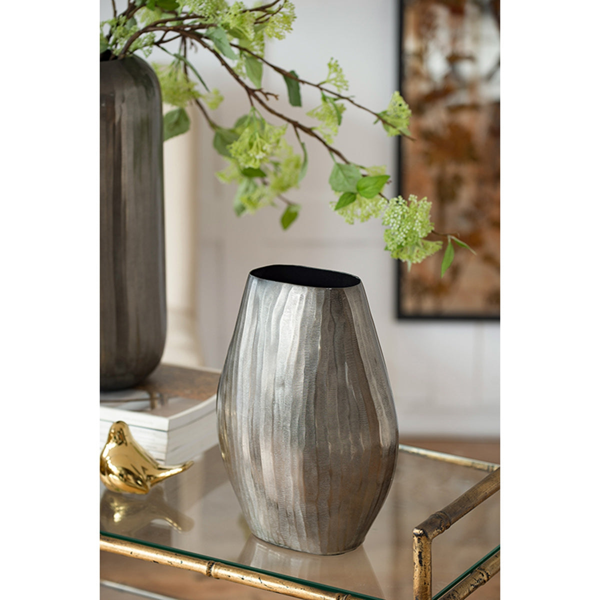 koorbiir va6 11x11x9" Gold Aluminum Chisel Flower Vase ¨C Modern Round Decorative Accent for Tabletop, Living Room, or Dining Room