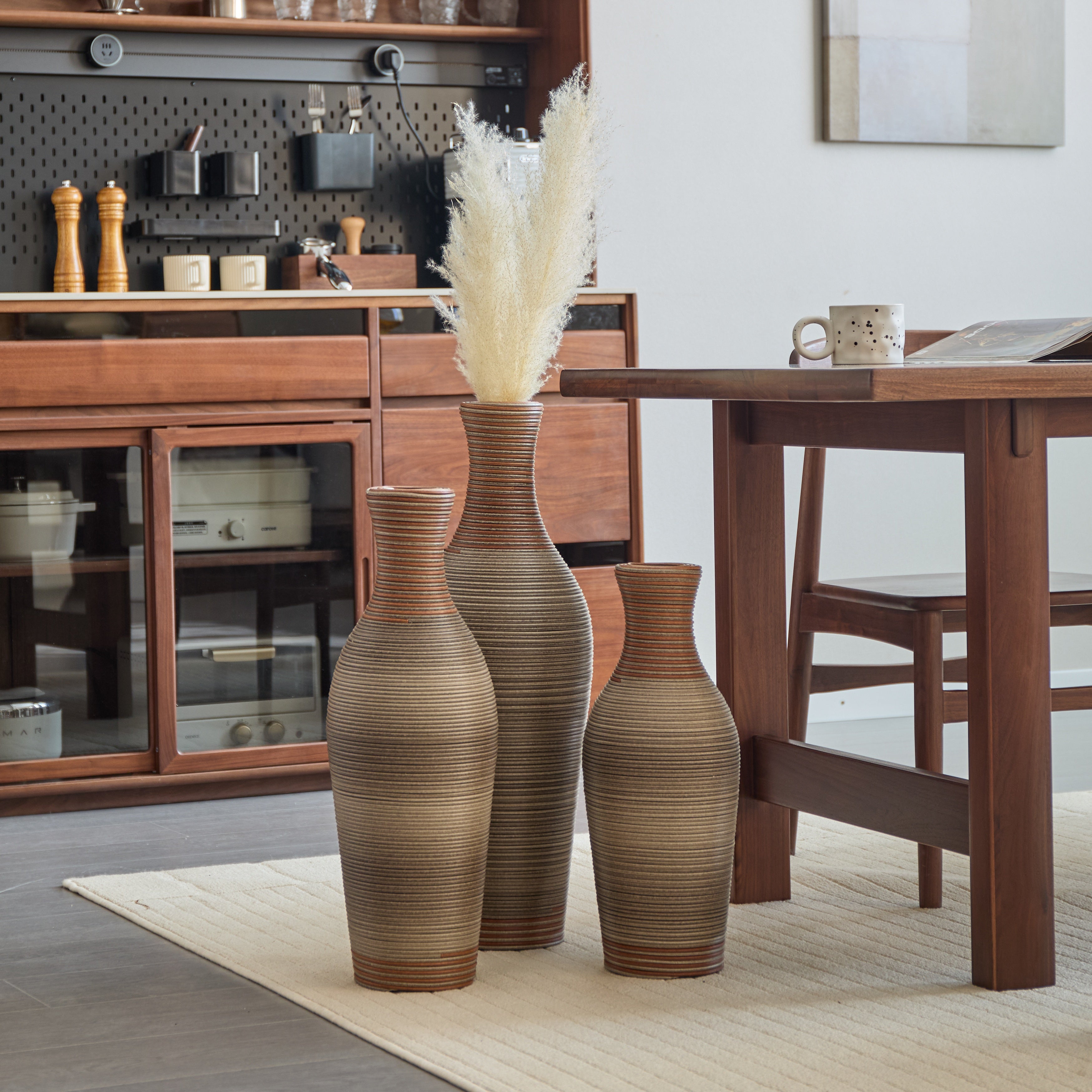 koorbiir va5 Set of 3 Tall Decorative Floor Vases ¨C Classic Brown PVC Flower Stand with Artificial Vine Design ¨C Elegant Modern Home D¨¦cor Accent for Living Room, Entryway, or Dining Room