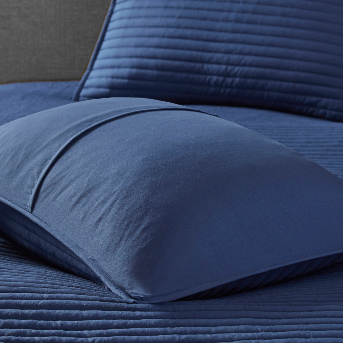 8-Piece Blue Seersucker Comforter & Quilt Set ¨C King/Cal King Bedding Collections with Decorative Pillows & Shams