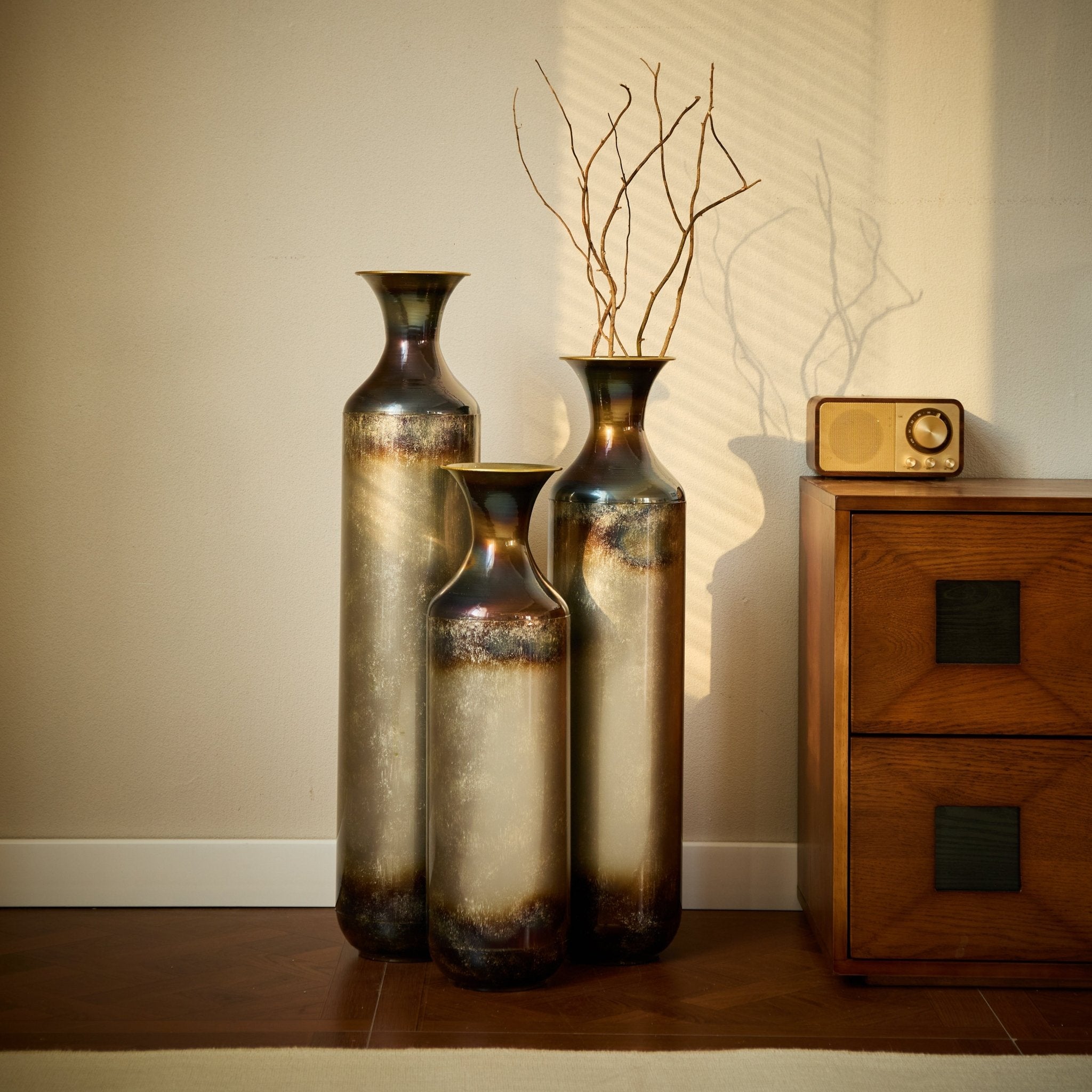 koorbiir va2 Set of 3 Modern White Metal Floor Vases ¨C Droplet Shaped Tall Decorative Vases with Gold Accents, Large Glazed Metal Vases for Home D¨¦cor - Koorbiir